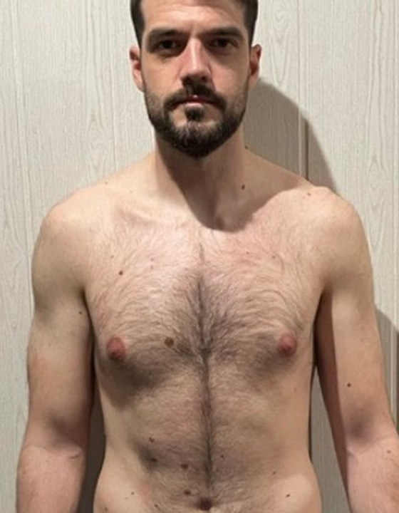 Rubén antes de entrenar en Naga